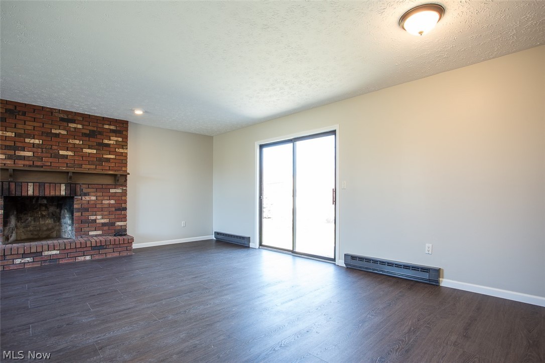 Eagle Oaks - Residential Lease