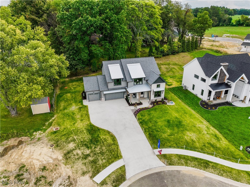 550 Woodlands Glen Avenue