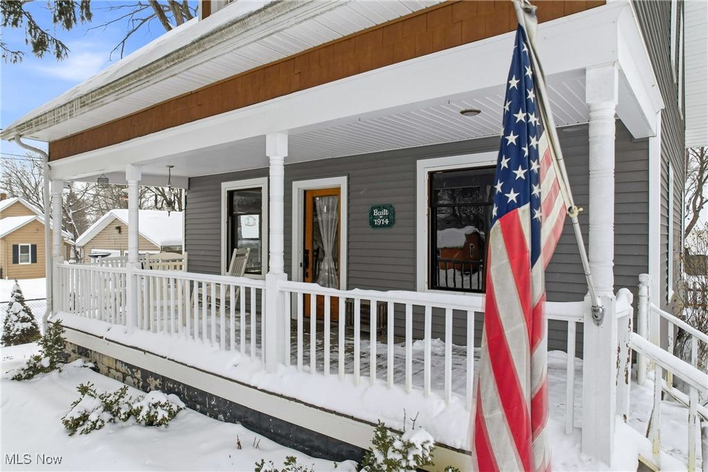 Photo of 1319 Fairview Avenue, Atwater, OH 44201 (MLS # 5183968)