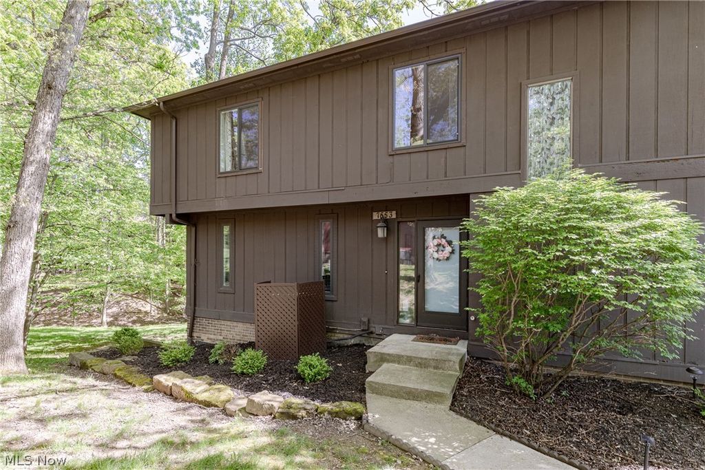 Photo of 7553 Creekwood Drive #20A, North Royalton, OH 44133 (MLS # 5212129)