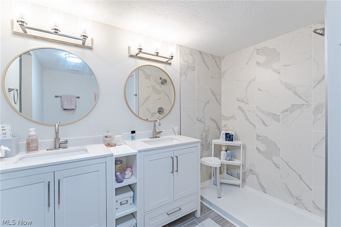 Chaunticlair Iii-B - Residential