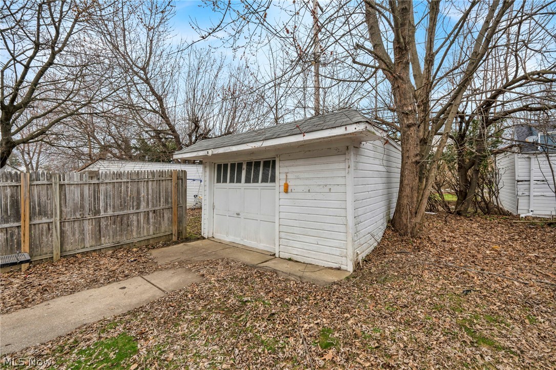 Maple Heights - Residential