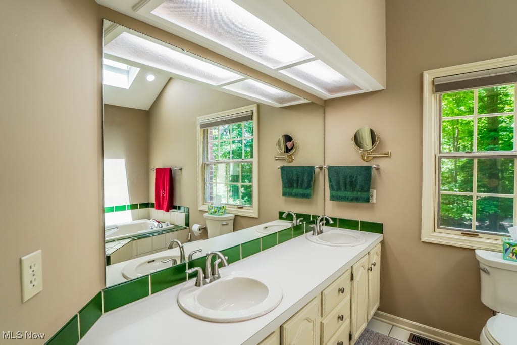 6235 Buckley Circle, Massillon, Ohio image 32