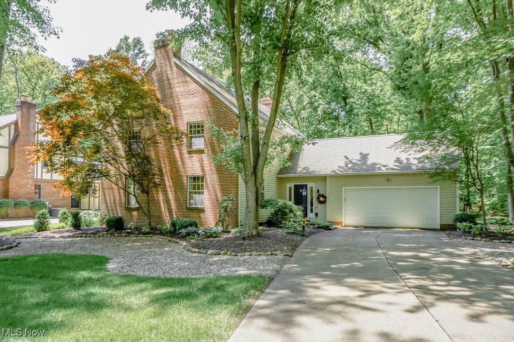 6235 Buckley Circle, Massillon, Ohio image 1