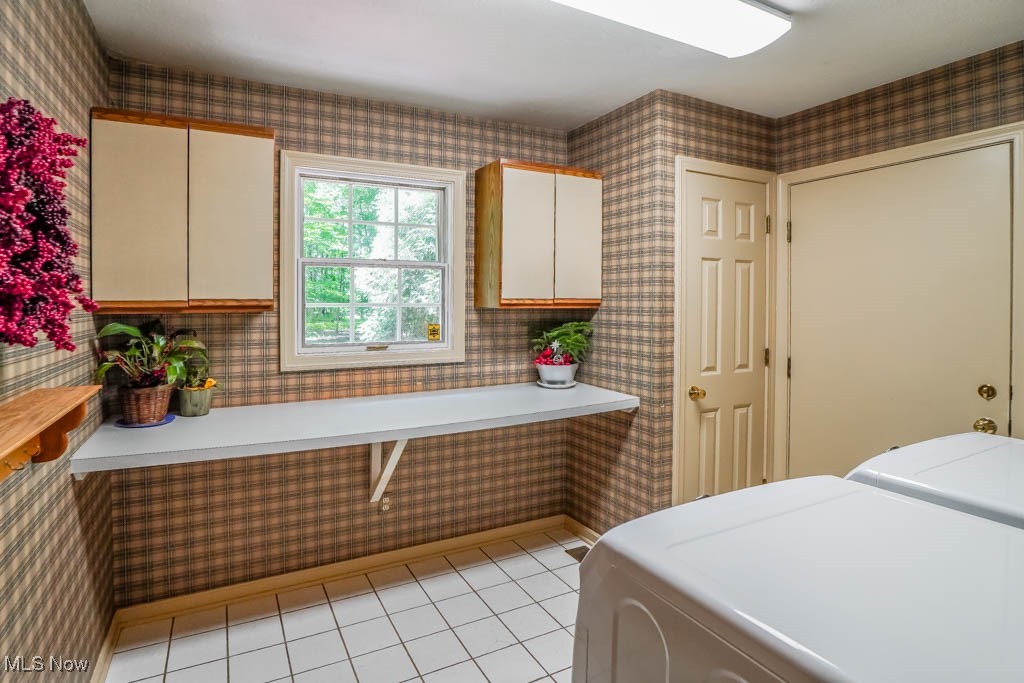6235 Buckley Circle, Massillon, Ohio image 24