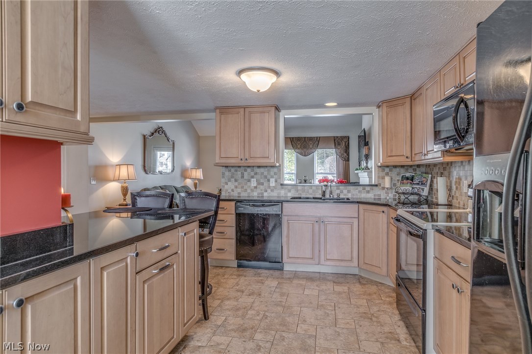 Retreat Chapel Cove Condo - Residential