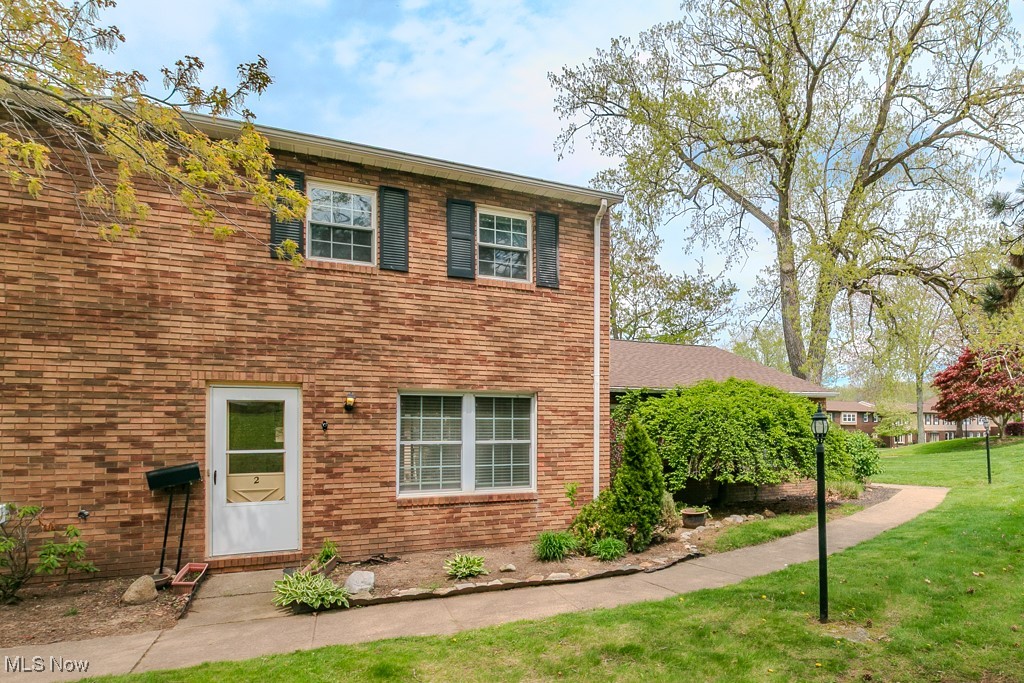 8264 Deepwood Boulevard #2, Mentor, Ohio image 1