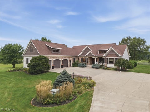 Homes For Sale - 2815 Bartlett Road<br/> Mantua, OH 44255