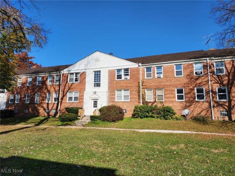 Multifamily For Rent - 1832 Forest Hills Boulevard<br/> East Cleveland, OH 44112