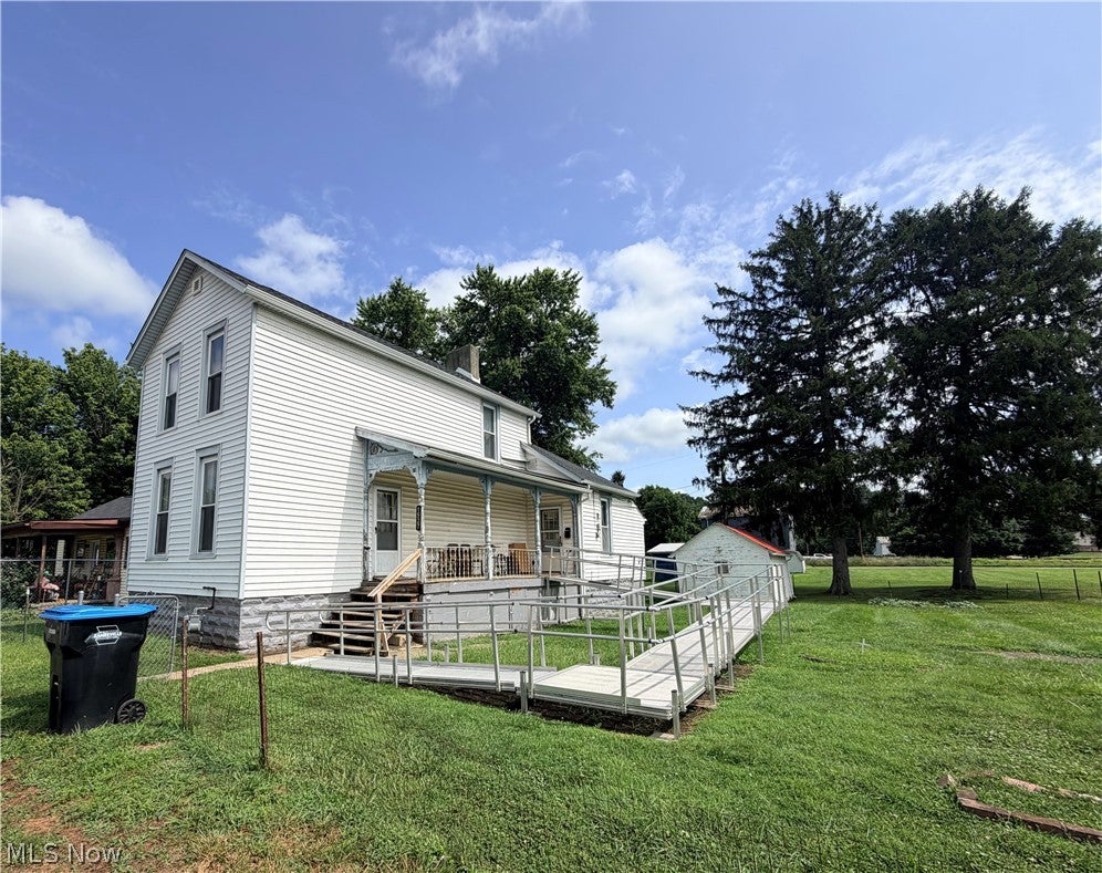1527 Walnut Street