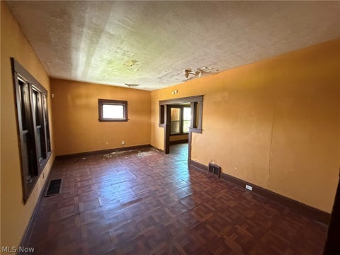Tiny photo for 4368 E 156th Street, Cleveland, OH 44128 (MLS # 5253034)
