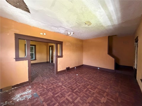 Tiny photo for 4368 E 156th Street, Cleveland, OH 44128 (MLS # 5253034)