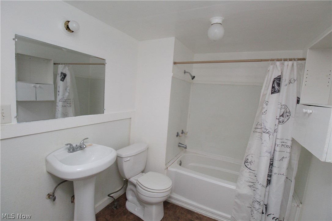 Fish Heirs - Residential Lease