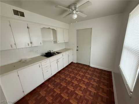 Tiny photo for 868 Cameron Avenue, Youngstown, OH 44502 (MLS # 5190151)