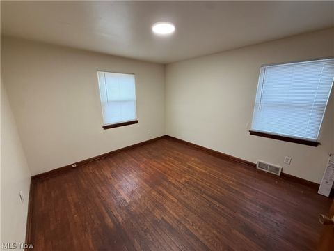 Tiny photo for 868 Cameron Avenue, Youngstown, OH 44502 (MLS # 5190151)