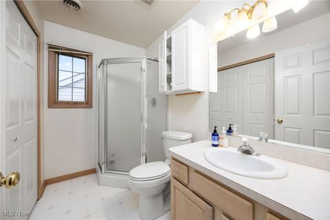 Tiny photo for 16548 Sunwood Oval, Strongsville, OH 44136 (MLS # 5178327)