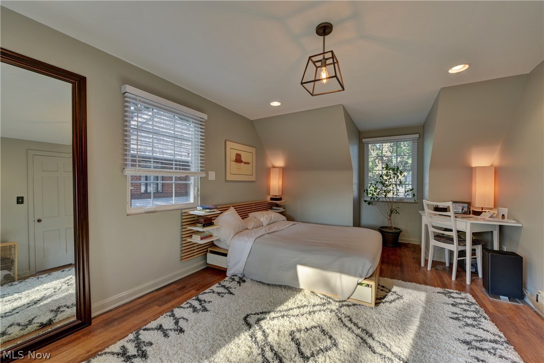 Beach Cliff - Residential