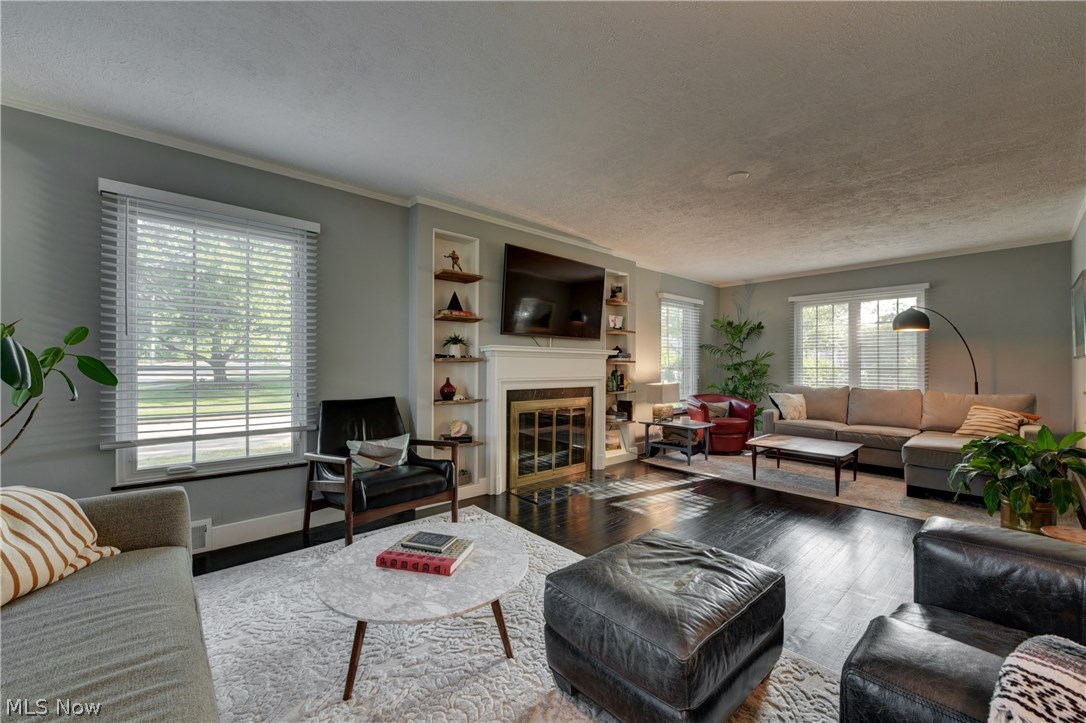 Beach Cliff - Residential