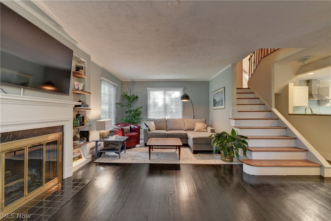 Beach Cliff - Residential