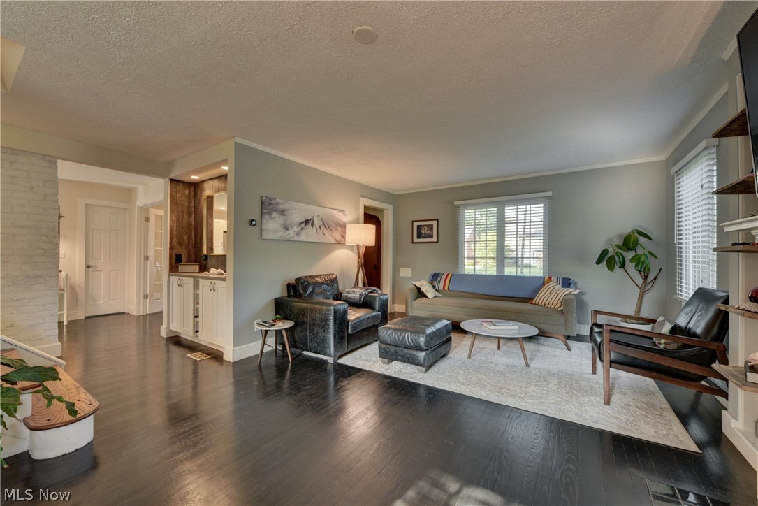 Beach Cliff - Residential