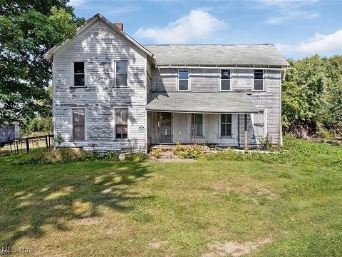 Homes For Sale - 5833 Greenwich Road<br/> Seville, OH 44273