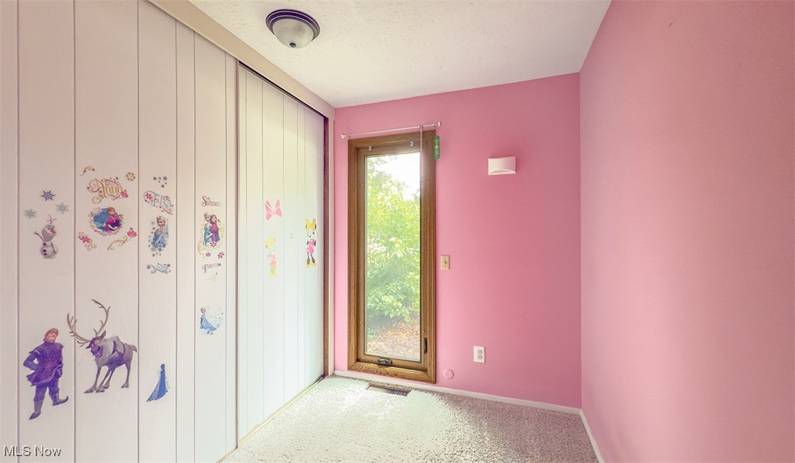 Saud S Biskinds Forest Park 01 - Residential