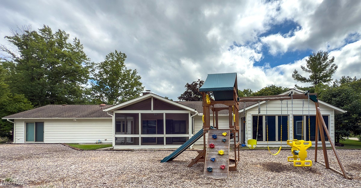 Saud S Biskinds Forest Park 01 - Residential