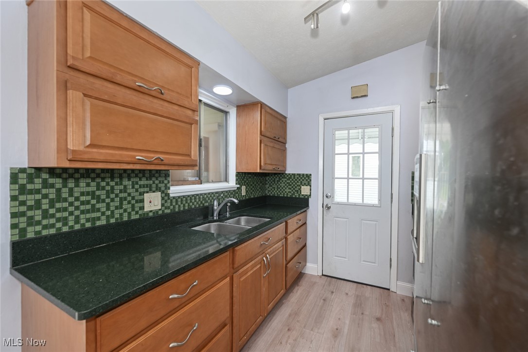 Metropolitan Estates - Residential