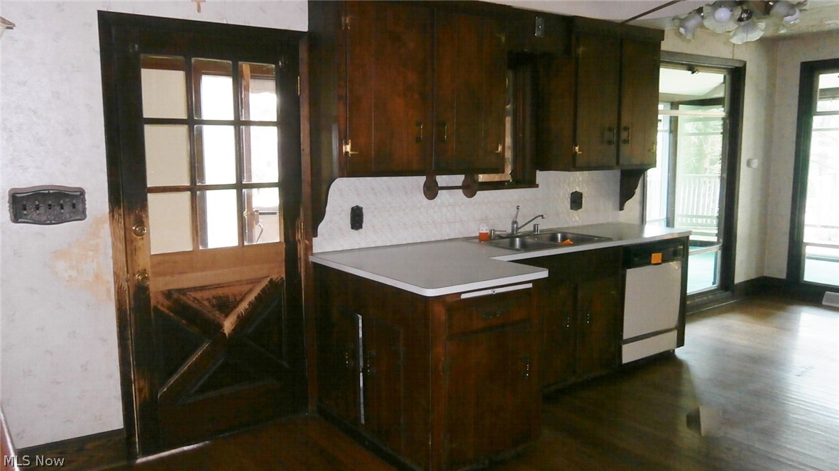 Punderson Lake - Residential