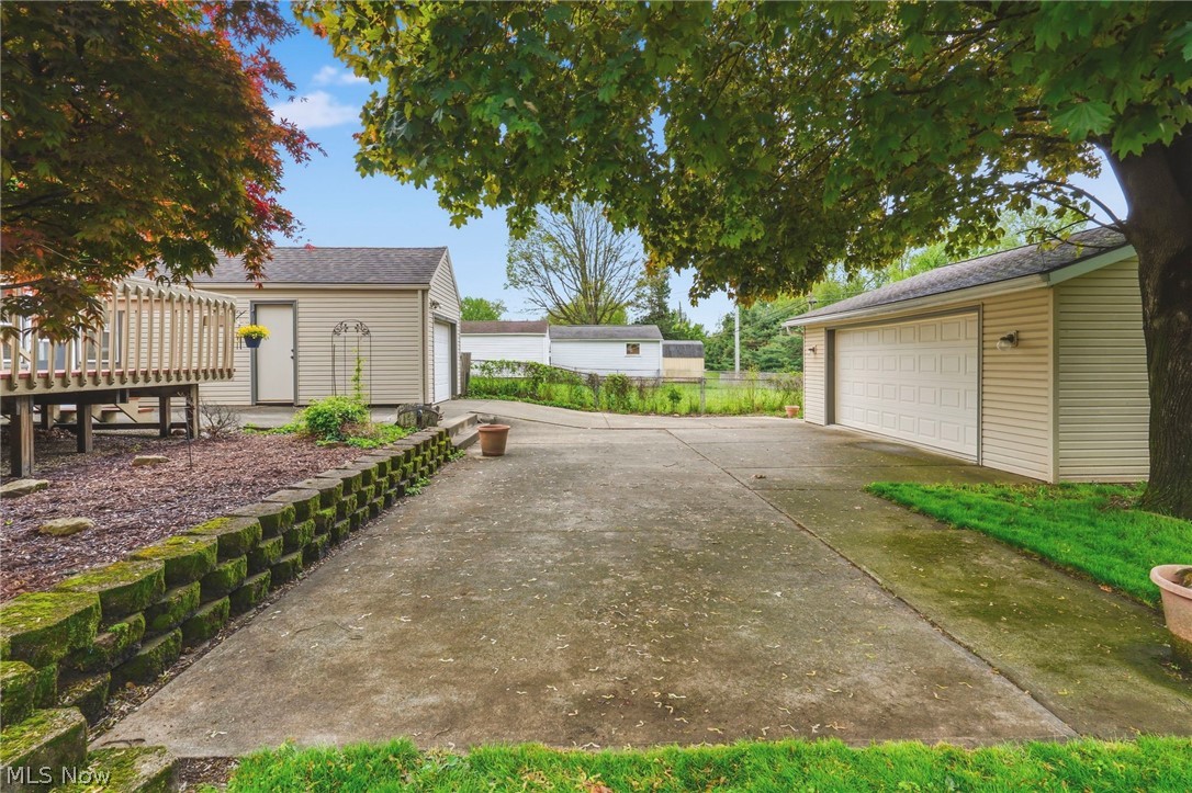 West Manor - Residential