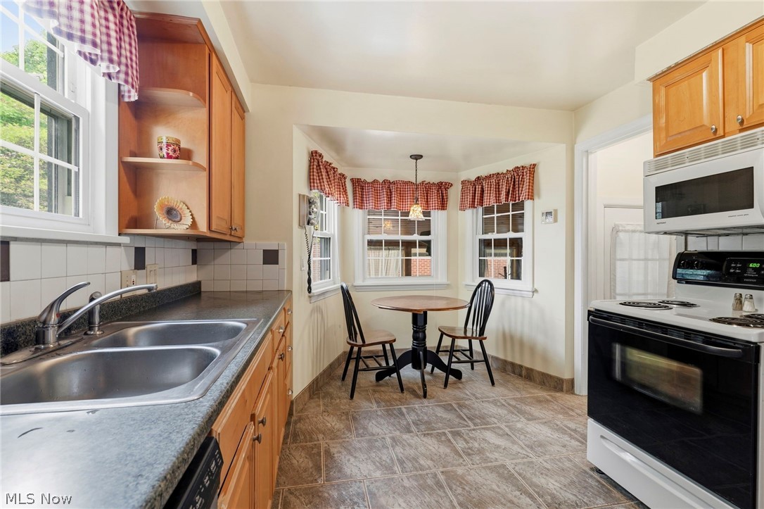 West Manor - Residential