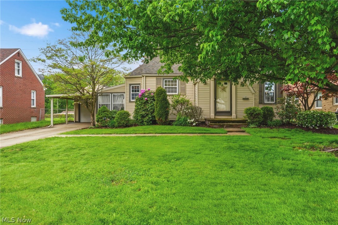 West Manor - Residential