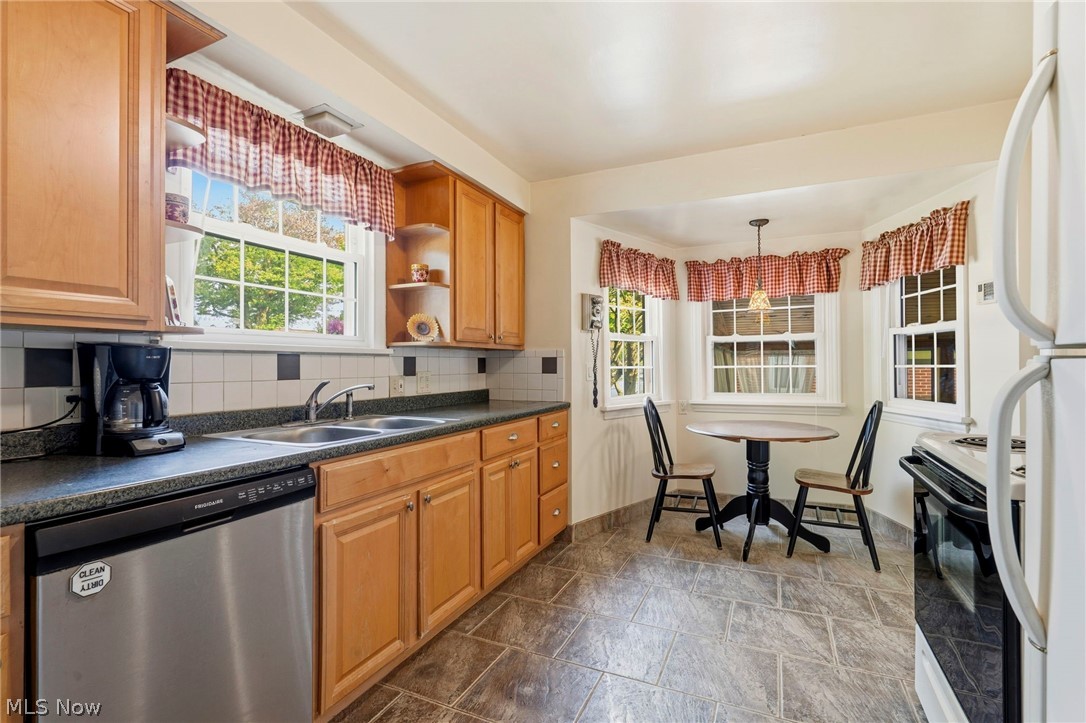 West Manor - Residential