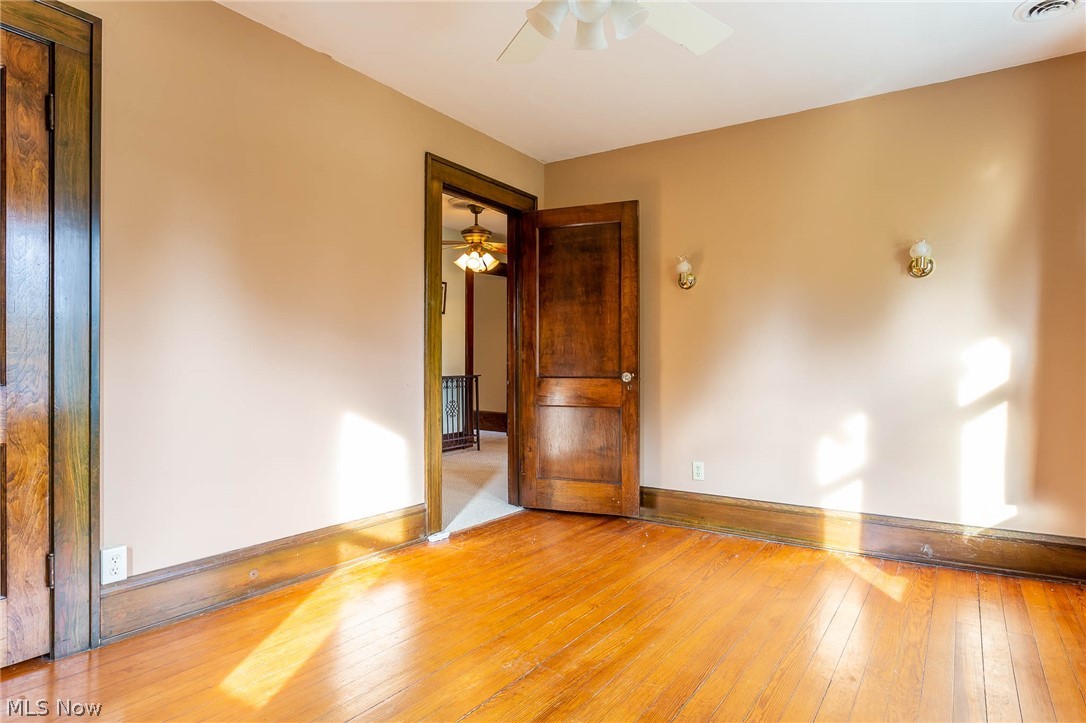 Village/Lagrange - Residential