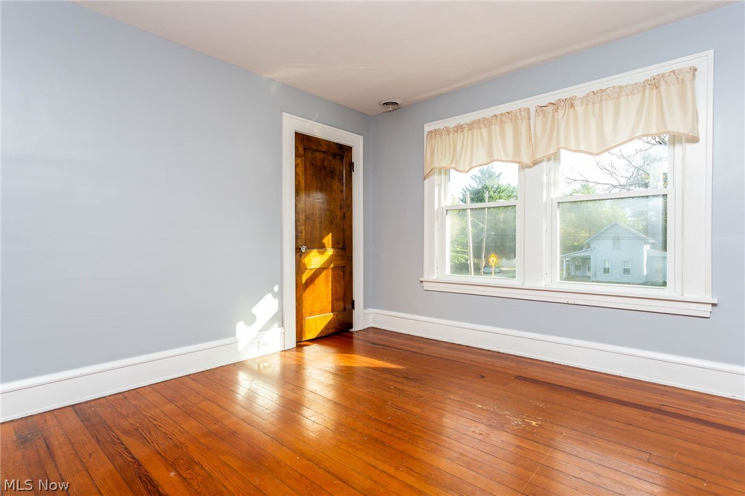 Village/Lagrange - Residential