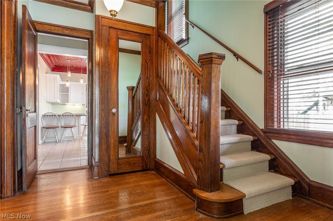 Village/Lagrange - Residential