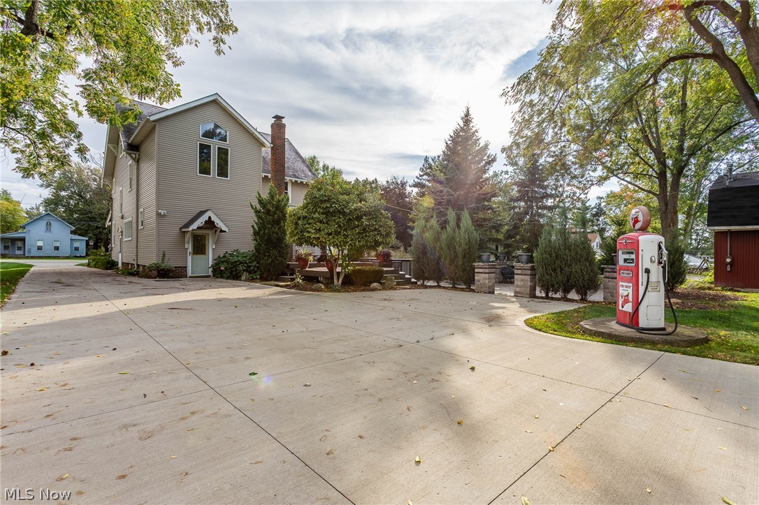 Village/Lagrange - Residential