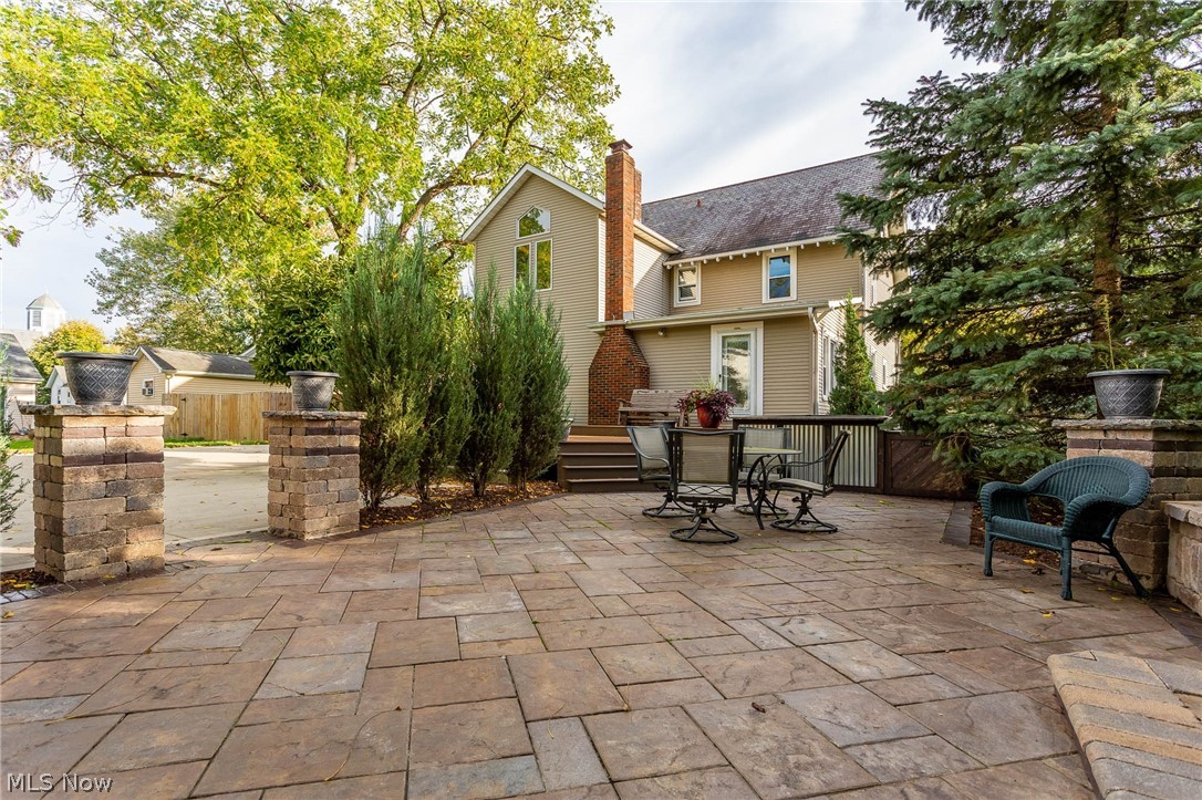 Village/Lagrange - Residential