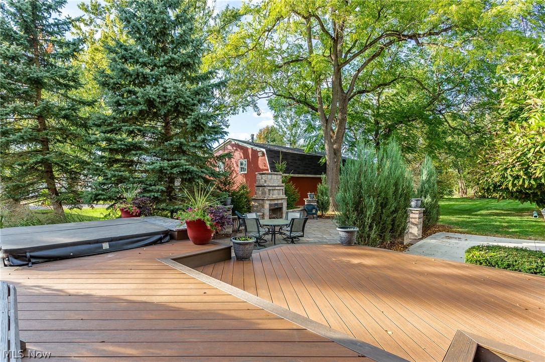 Village/Lagrange - Residential