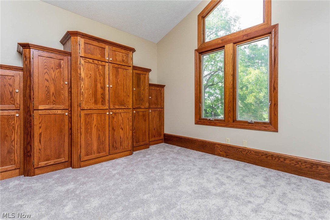 Village/Lagrange - Residential