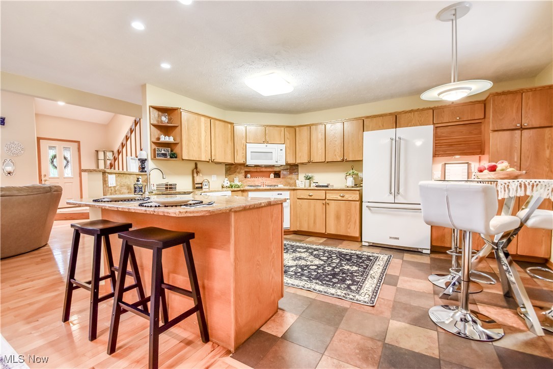 5641 Cardinal Drive, Mentor, Ohio image 9