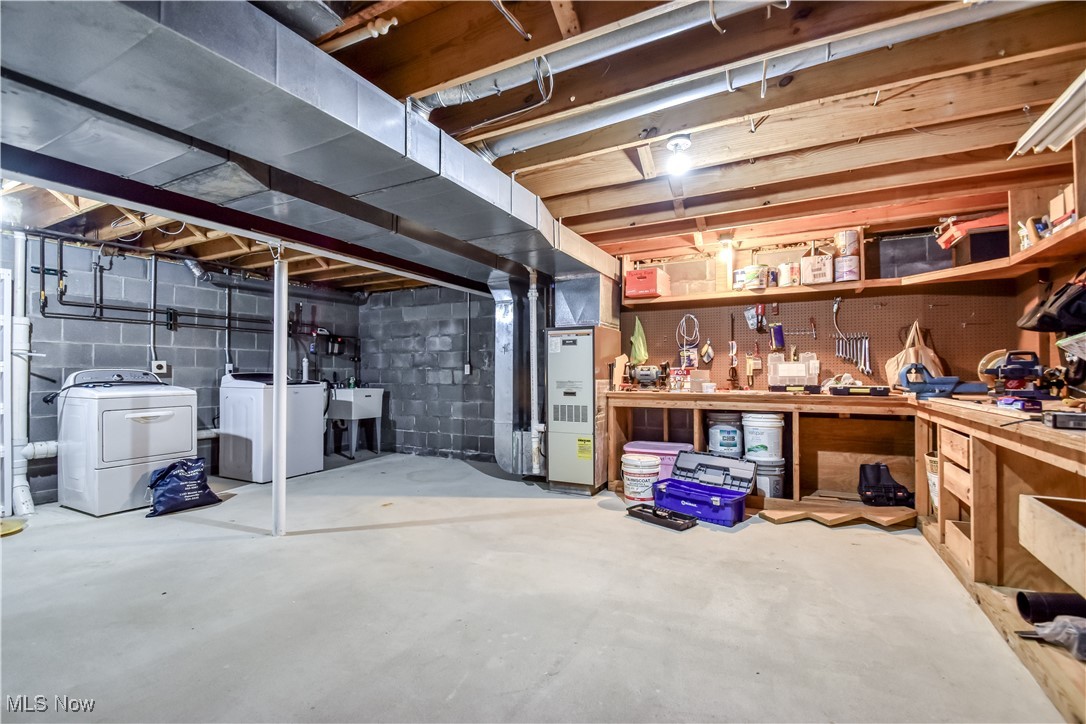 5641 Cardinal Drive, Mentor, Ohio image 34