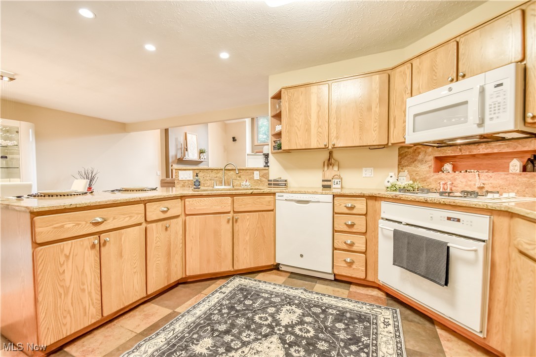 5641 Cardinal Drive, Mentor, Ohio image 11