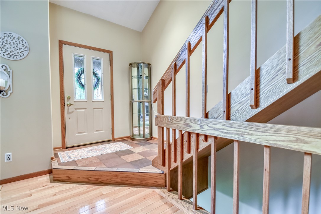 5641 Cardinal Drive, Mentor, Ohio image 3