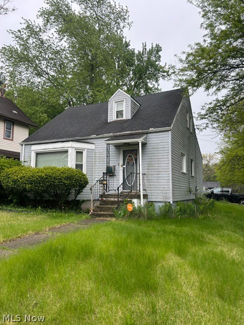 Photo of 122 Alfaretta Avenue, Akron, OH 44310 (MLS # 5215316)