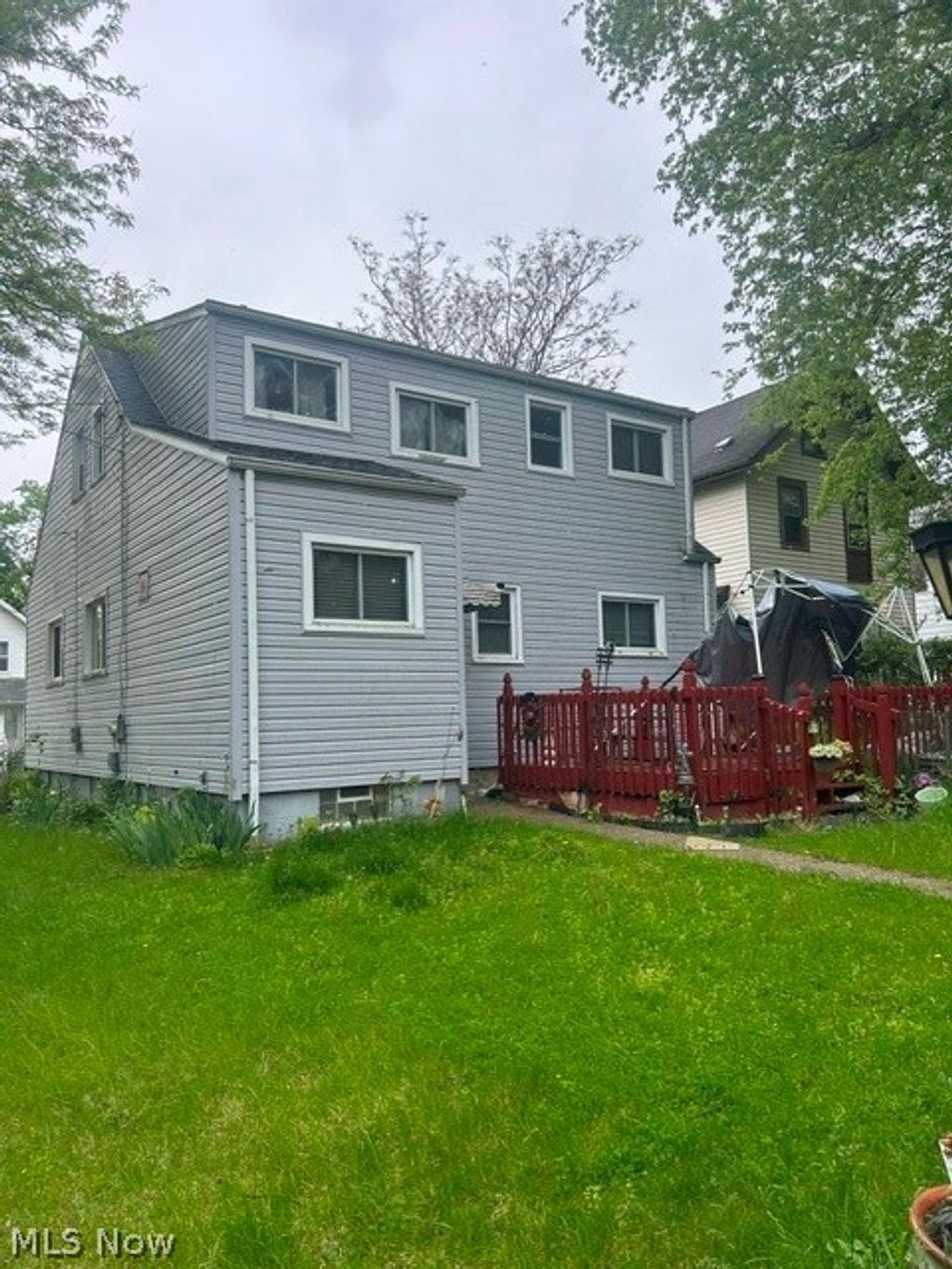 Photo of 122 Alfaretta Avenue, Akron, OH 44310 (MLS # 5215316)