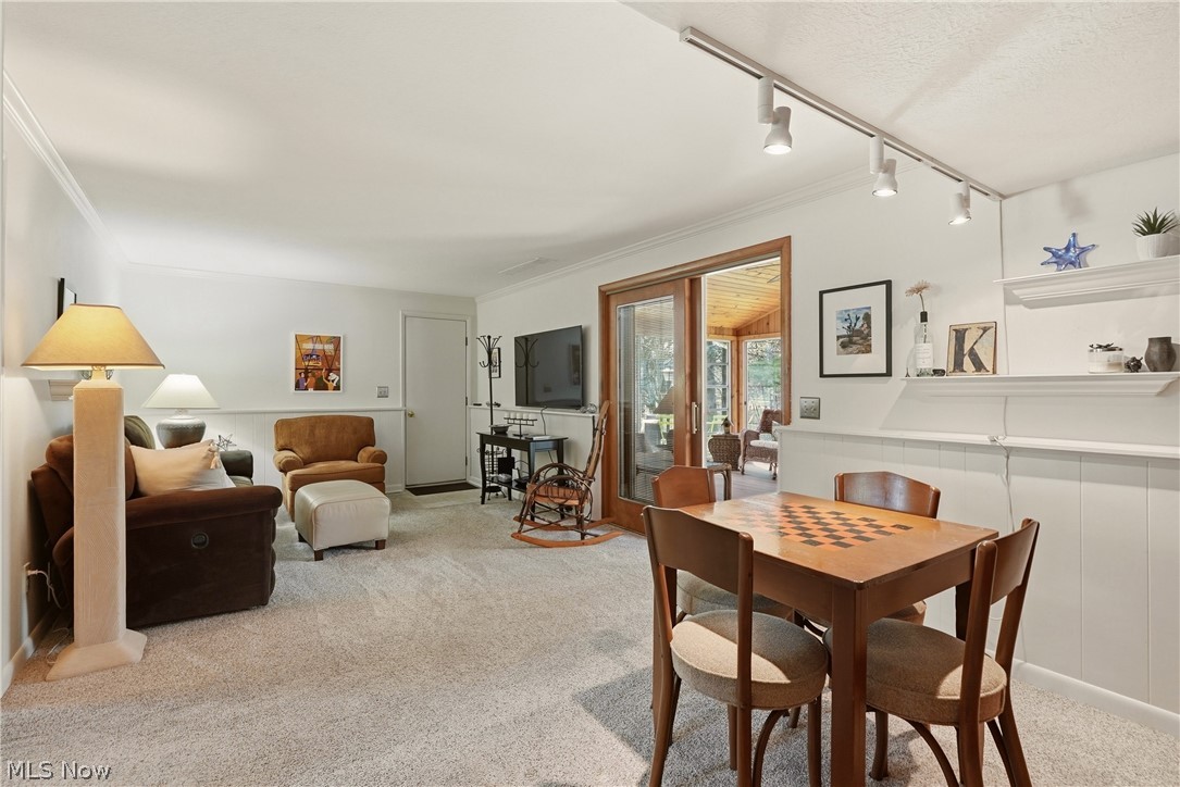 White Gate - Residential