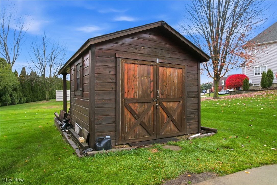 Russo Lahkani Woods - Residential