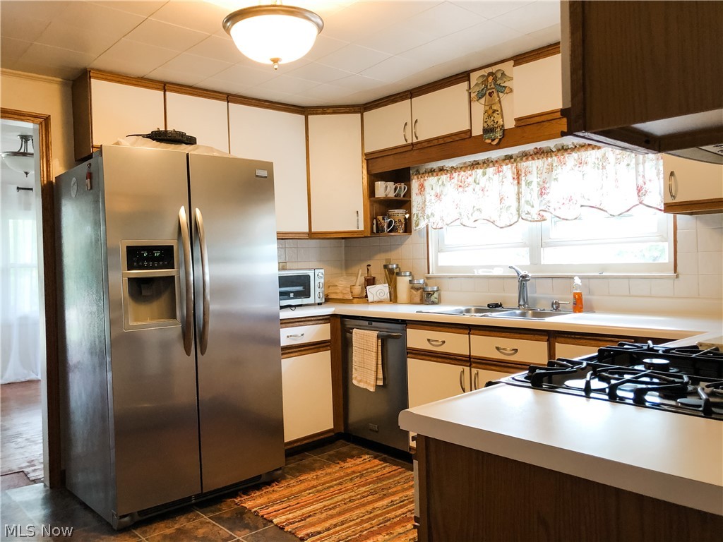 Hilltop Adn - Residential