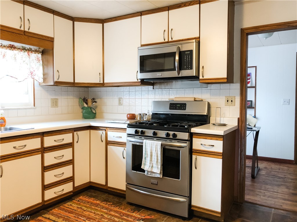 Hilltop Adn - Residential